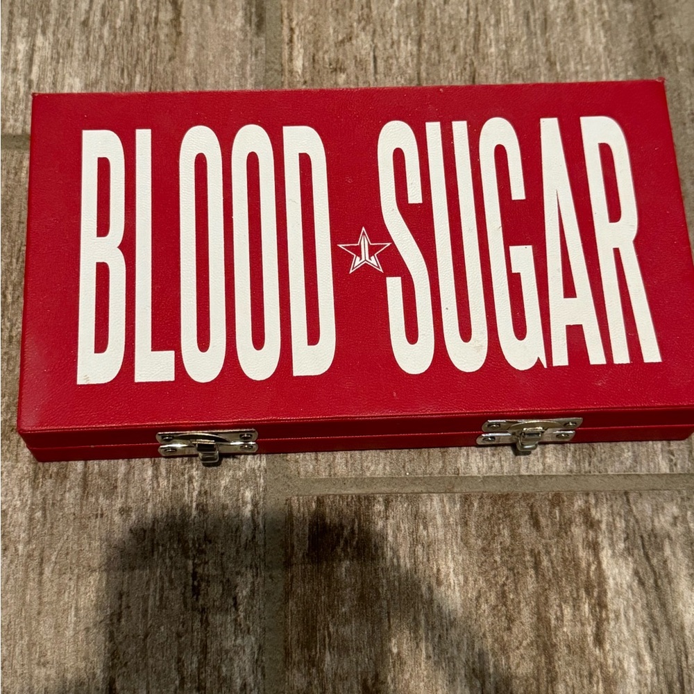 JEFFREE STAR COSMETICS BLOOD SUGAR EYESHADOW PALLET